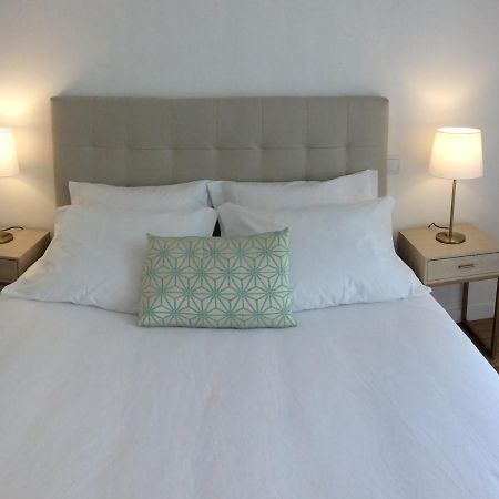Whome Modern 1-Bed With Ac & Private Terrace Lisbon Bagian luar foto