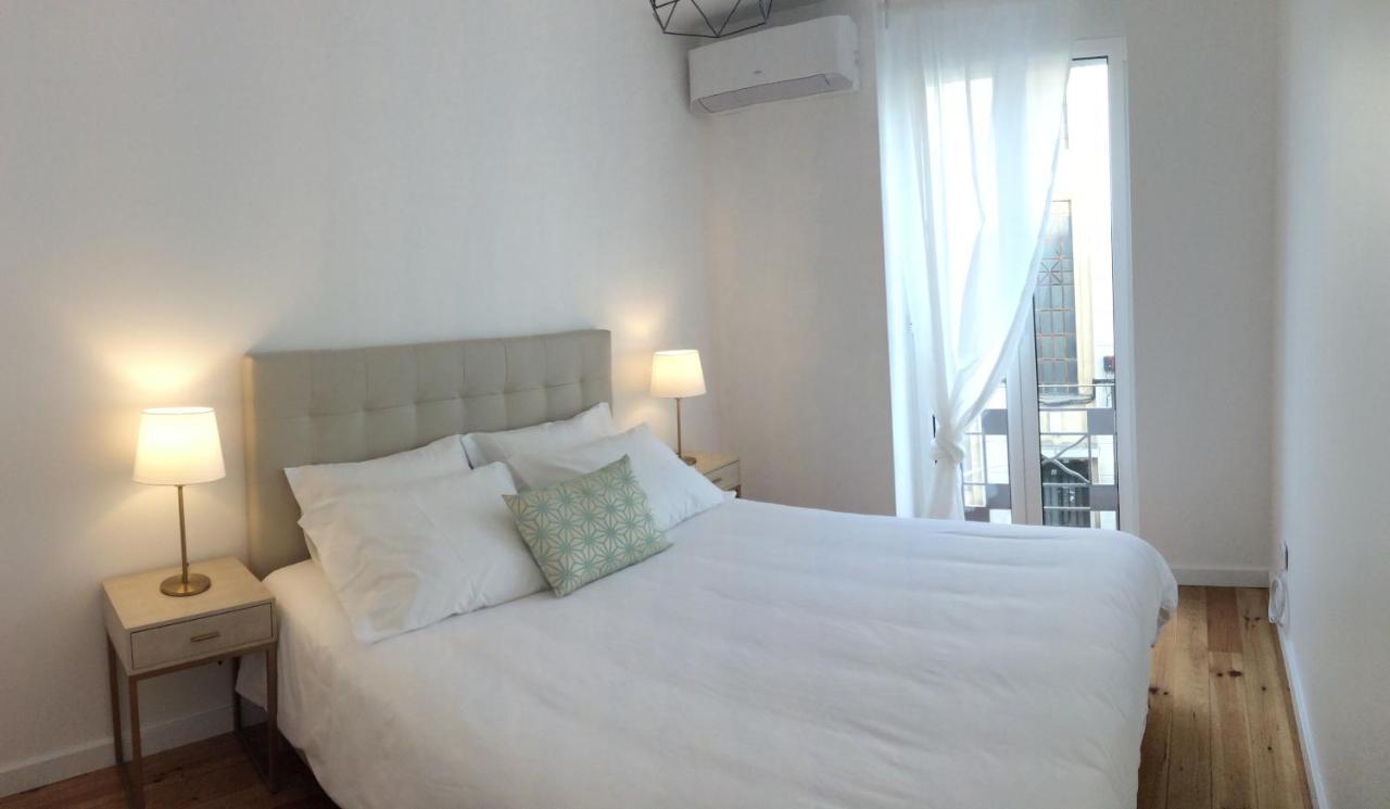 Whome Modern 1-Bed With Ac & Private Terrace Lisbon Bagian luar foto