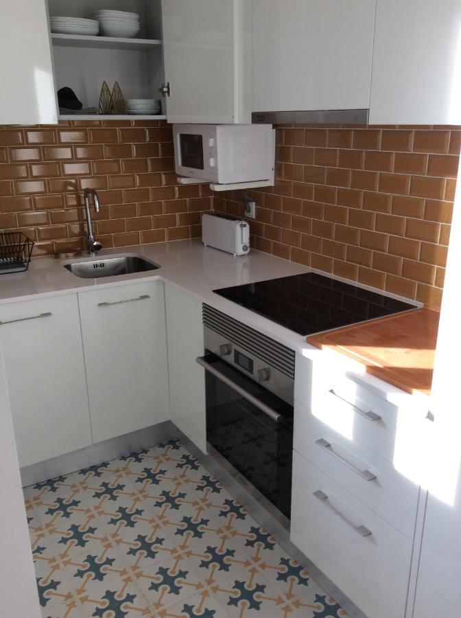 Whome Modern 1-Bed With Ac & Private Terrace Lisbon Bagian luar foto